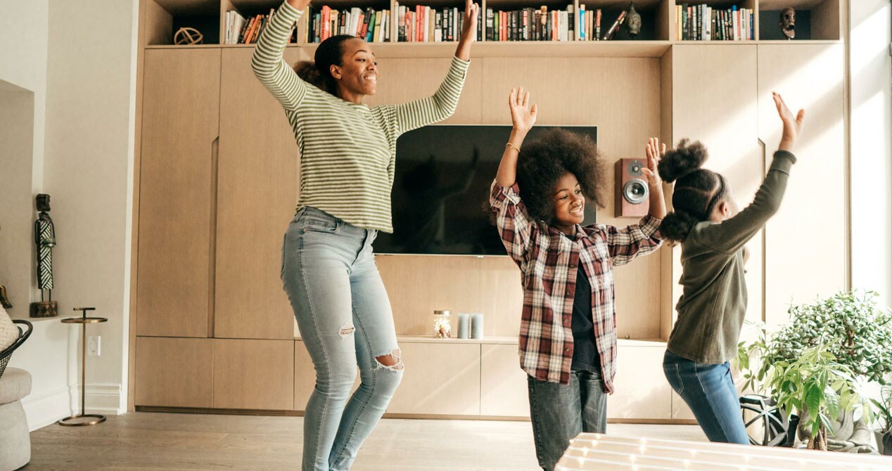 Mom dancing with her kids